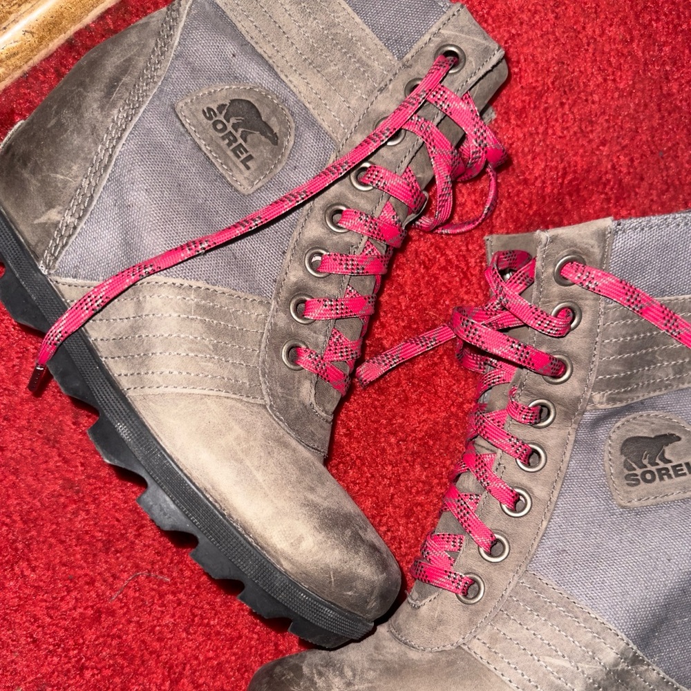 Leather - canvas wedge boots